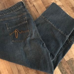 Apt 9 Wide Leg/Boot Cut Jeans 18